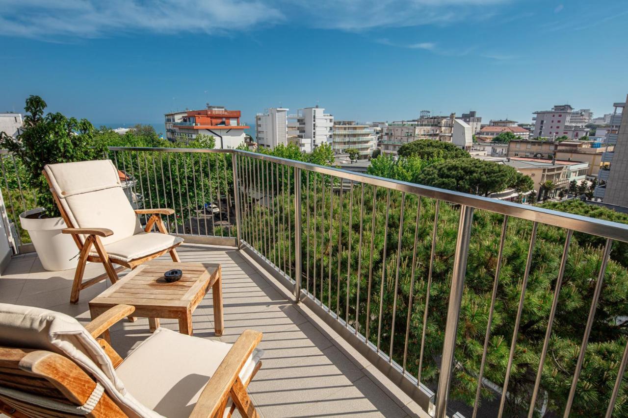 Monaco Suites Hotel Ліньяно-Сабб'ядоро Екстер'єр фото