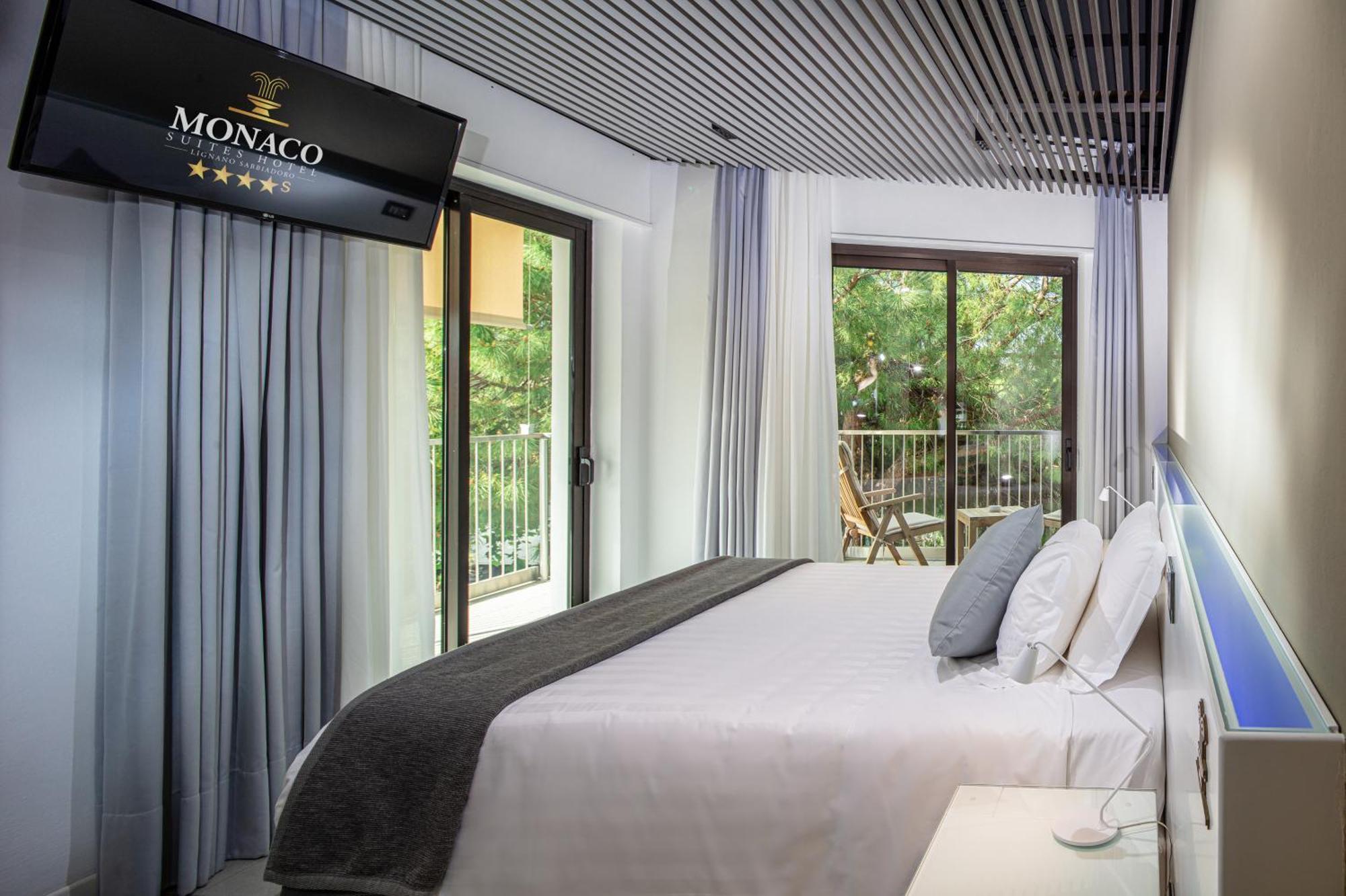 Monaco Suites Hotel Ліньяно-Сабб'ядоро Номер фото