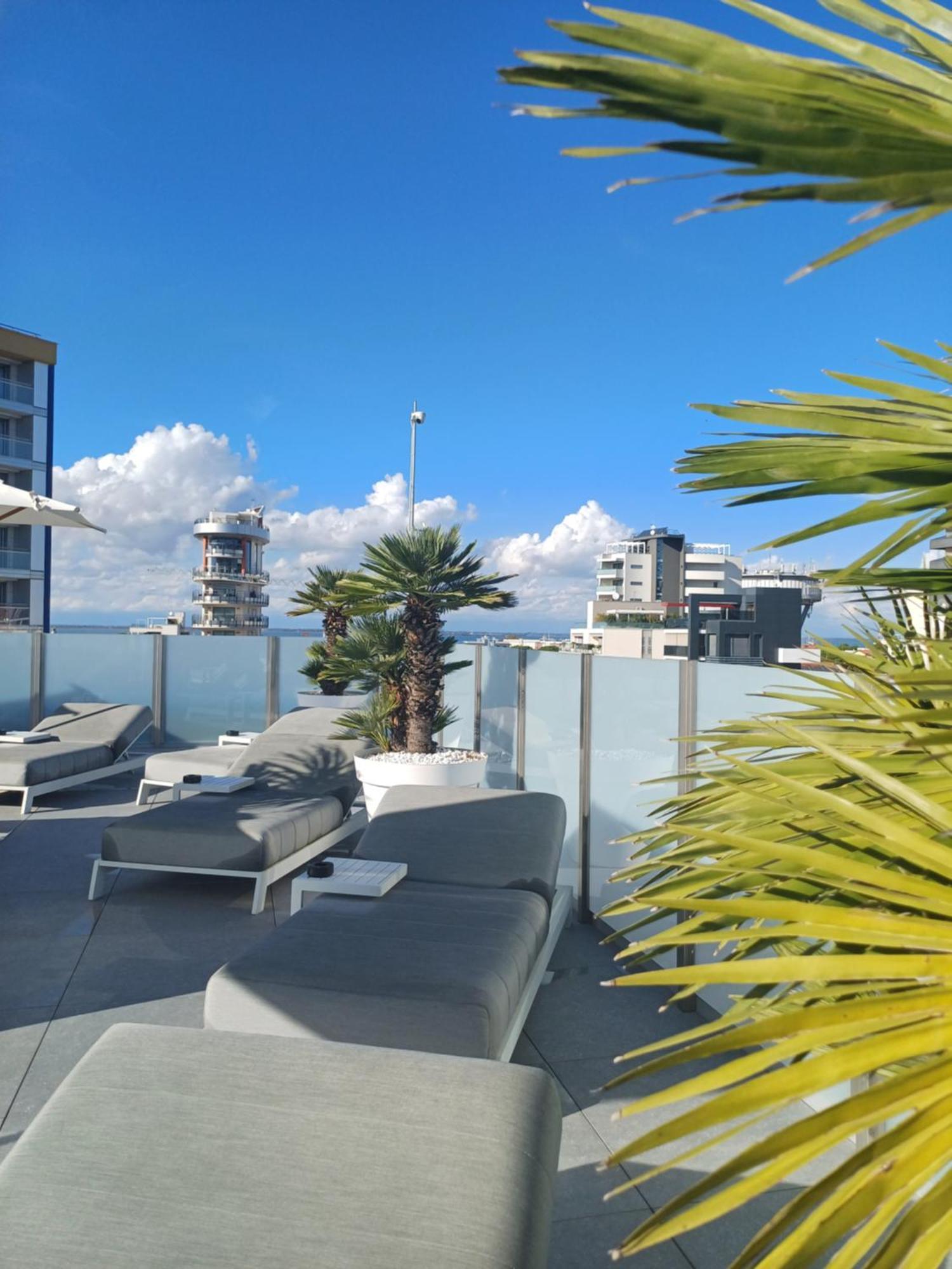 Monaco Suites Hotel Ліньяно-Сабб'ядоро Екстер'єр фото